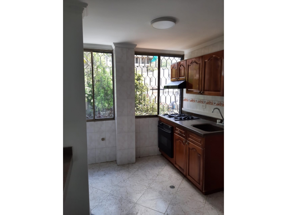 Lindo apartaestudio ciudad jardín edificio PALMA GROSSA 