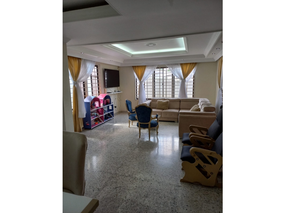 CASA EN VENTA BARRIO LOS ALPES — foto 6