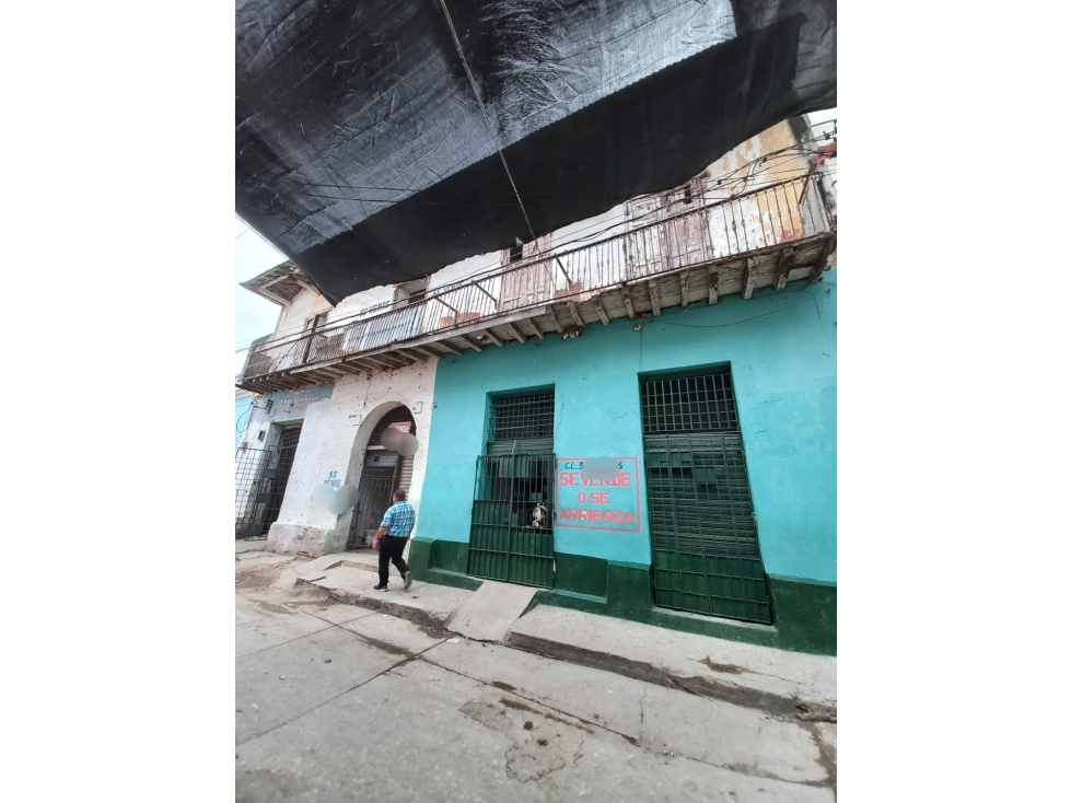 LOCAL AMPLIO EN EL CENTRO DE BARRANQUILLA