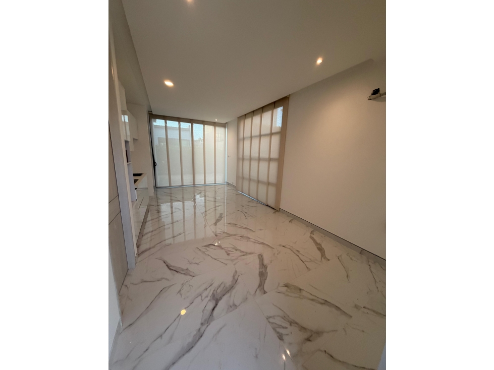 HERMOSA CASA EN ARRIENDO EN BAJO OSTION - CONJ RIVERA DEL MAR — foto 2