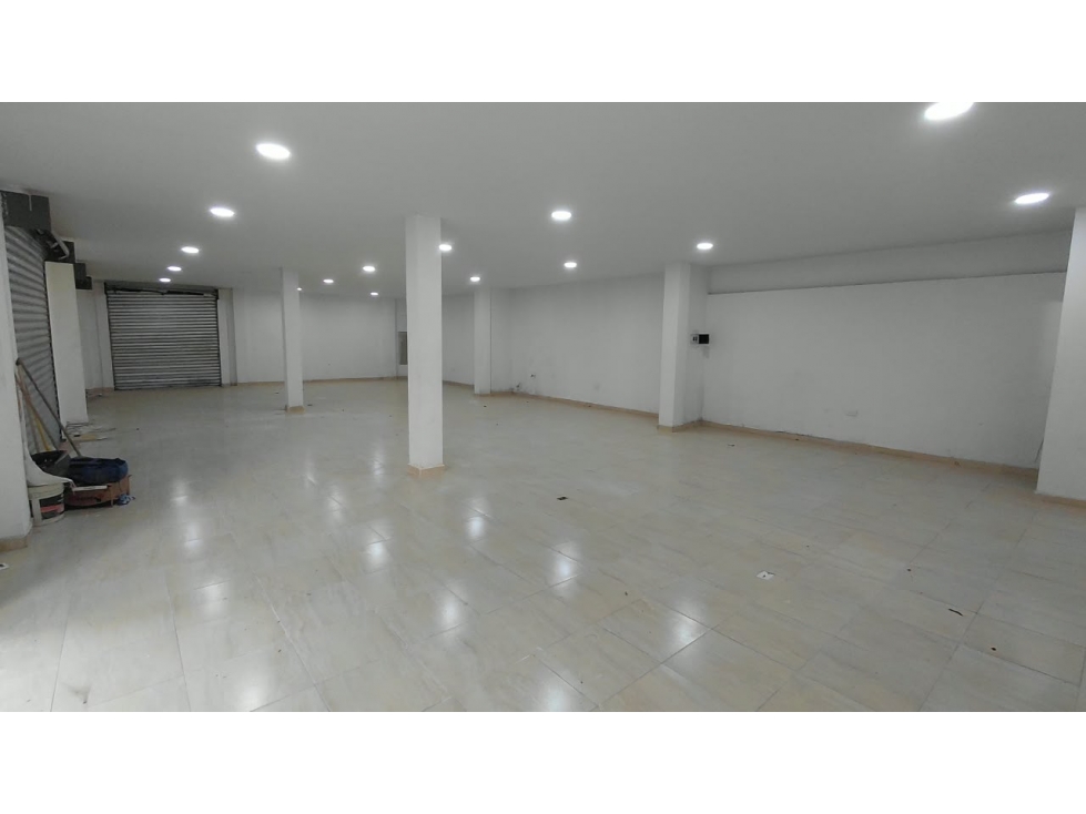 LOCAL COMERCIAL EN ARRIENDO EN LOS ANDES — foto 4