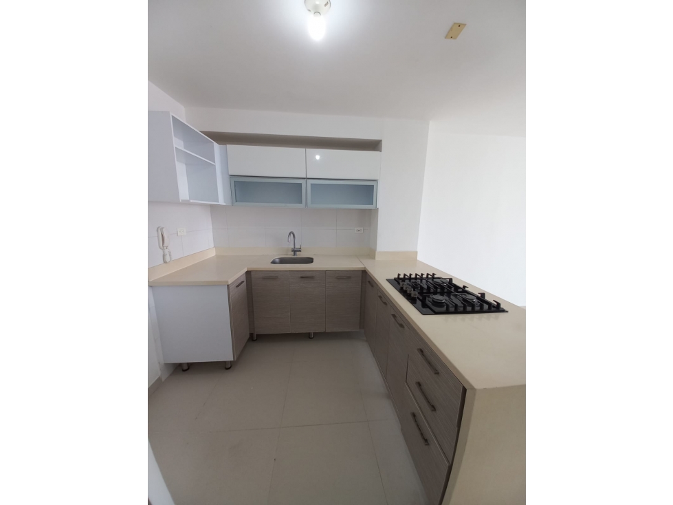 APTO EN VENTA SORRENTO PISO 7 MIRAMAR