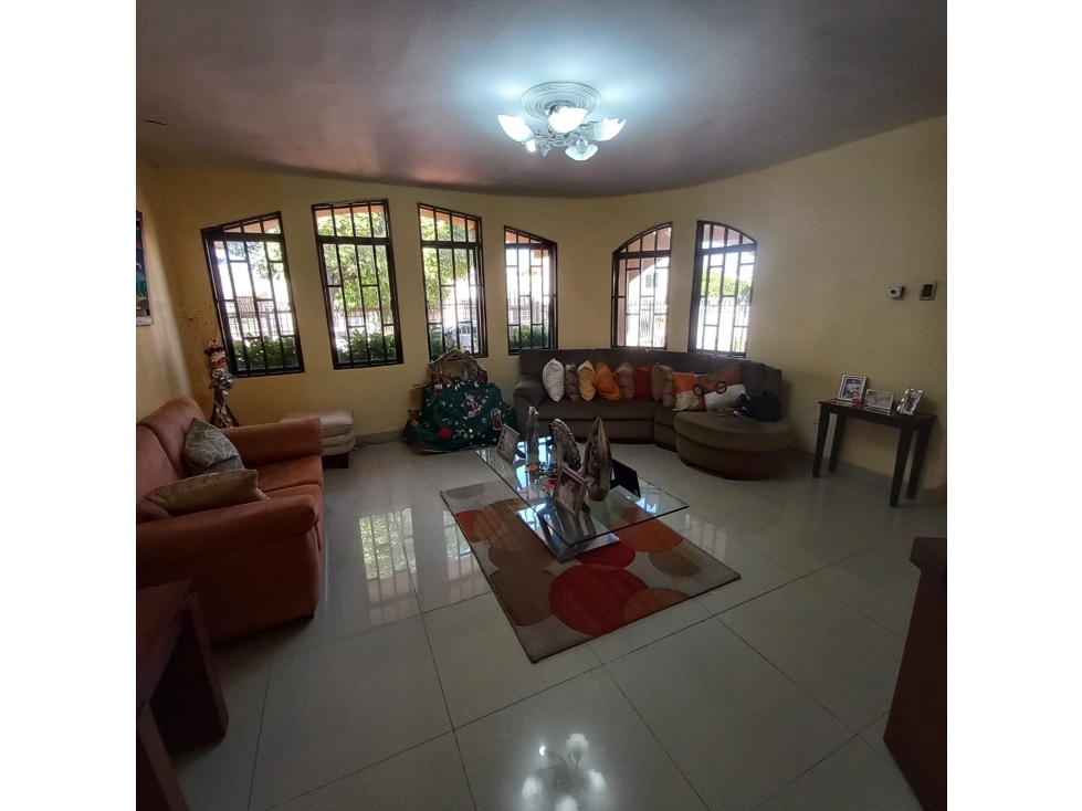 CASA EN VENTA BARRIO CIUDAD JARDIN — foto 5