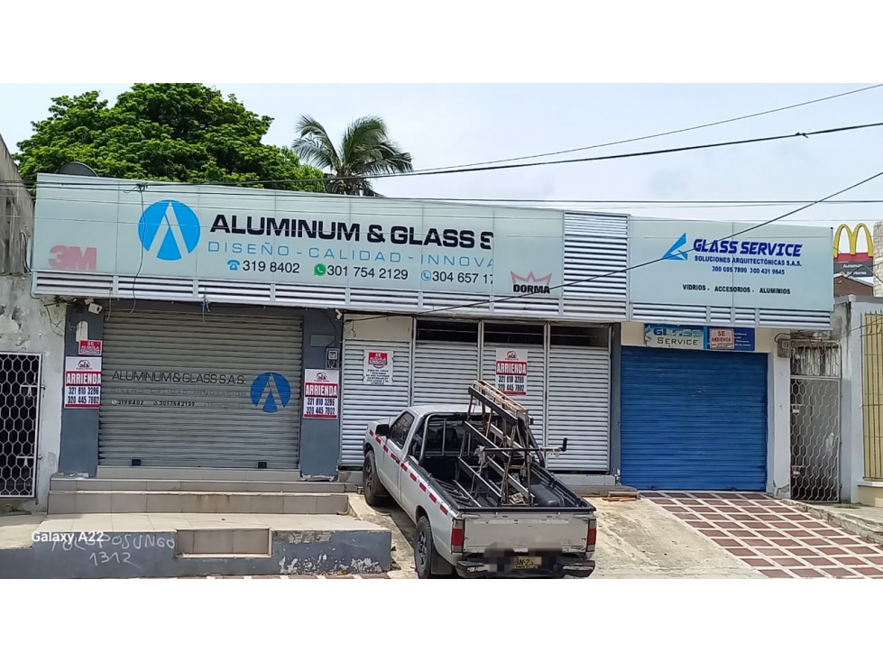 Amplio y bien Ubicado Local Comercial en ARRIENDO. Barrio Boston