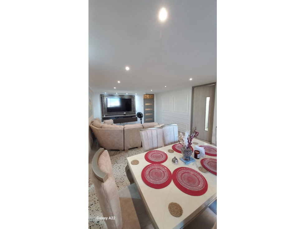 APARTAMENTO EN VENTA EL TABOR — foto 3