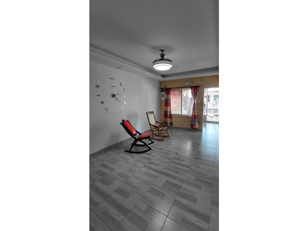 CASA EN VENTA BARRIO HIPODROMO — foto 5