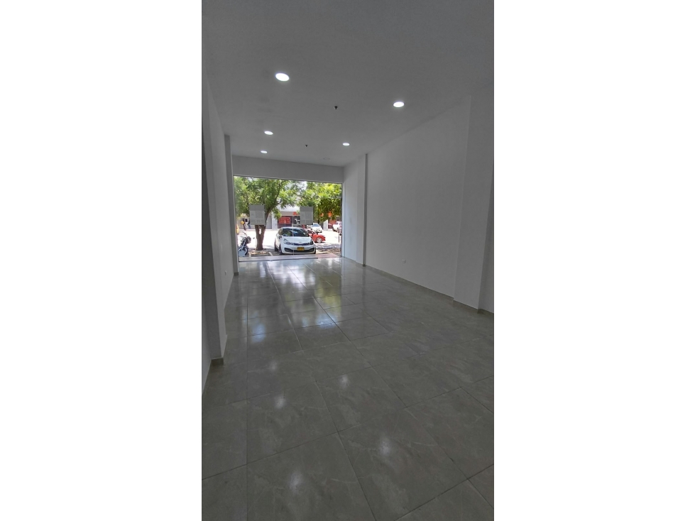 LOCAL COMERCIAL EN ARRIENDO EN EL PRADO — foto 5