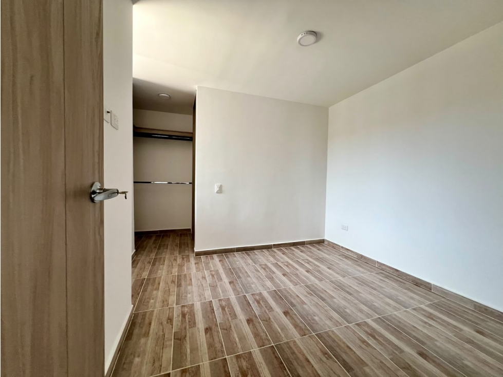 APARTAMENTO EN ARRIENDO MALLORQUIN - CONJ FIDANO — foto 5