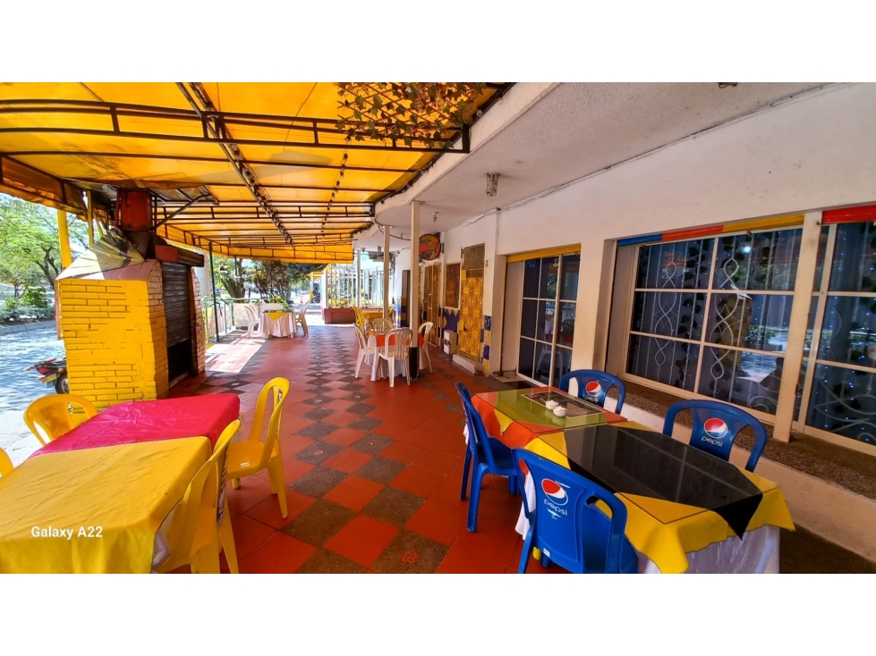 LOCAL COMERCIAL Y HOTEL EN VENTA CIUDADELA 20 DE JULIO — foto 4