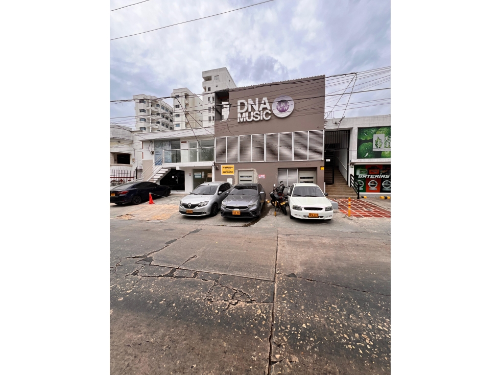 OFICINA Y LOCAL COMERCIAL PORVENIR