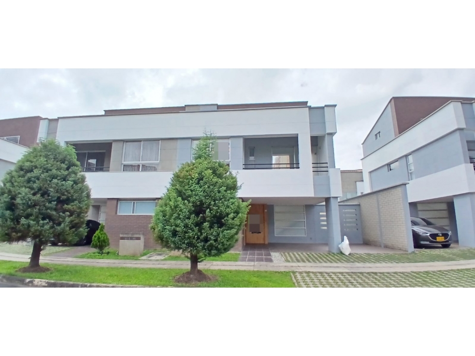 Se vende casa ubicada en el municipio de Rionegro Antioquia.