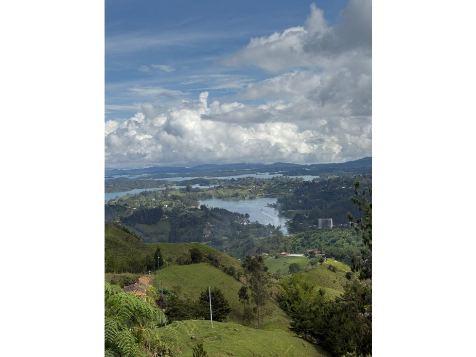 LOTE EN VENTA, EL PEÑOL, ANTIOQUIA.