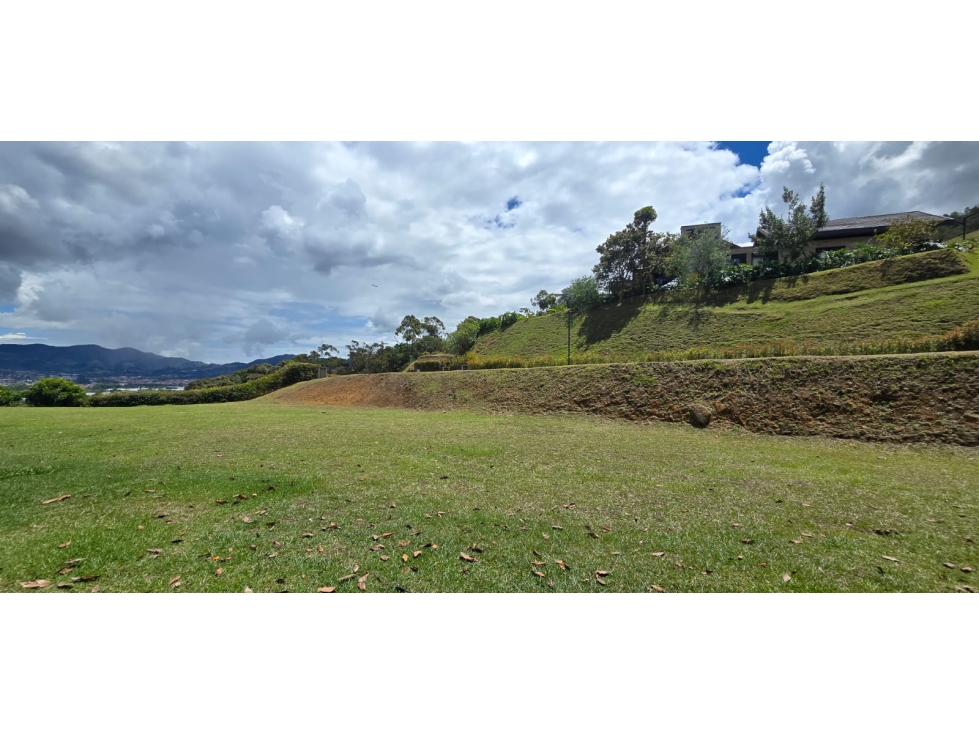 Lote ubicado en el municipio de La Ceja, Antioquia. — foto 2