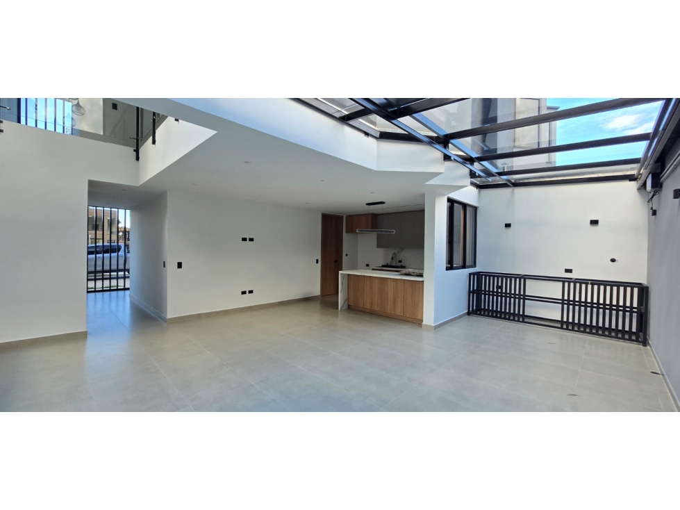 Se vende hermosa casa ubicada en el municipio de La Ceja, Antioquia. — foto 3