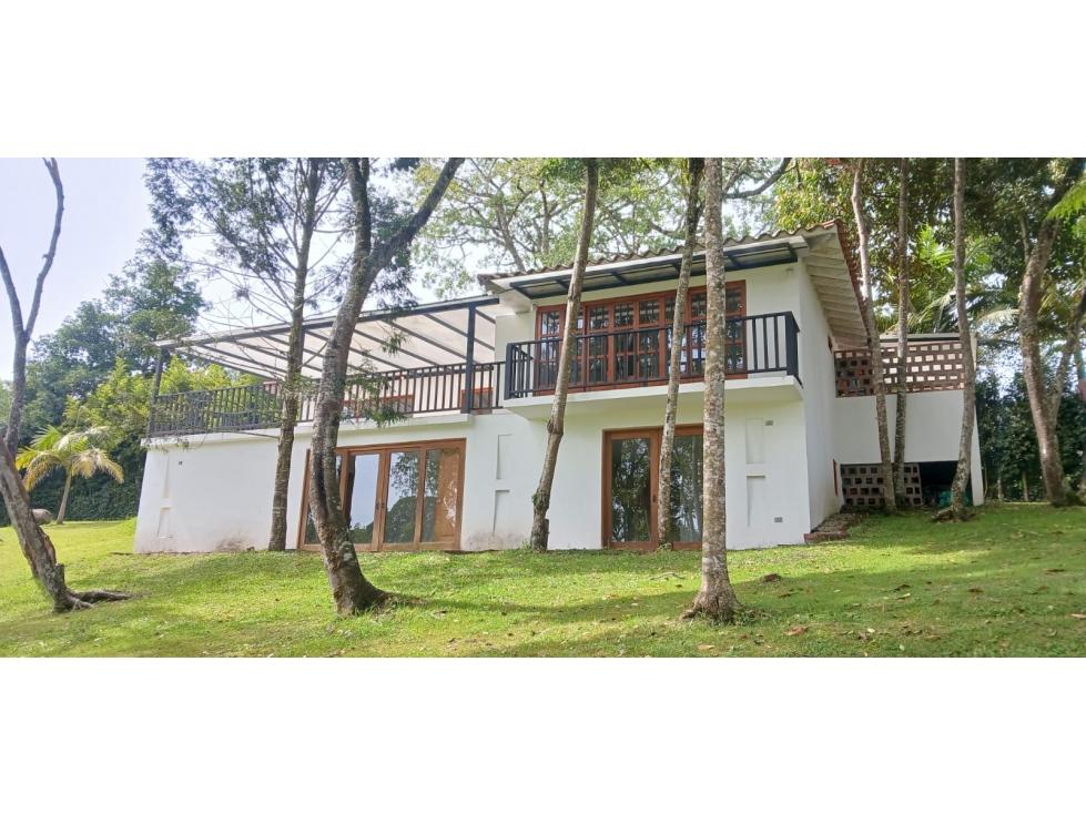 Casa campestre ubicada en el municipio de Rionegro Antioquia.