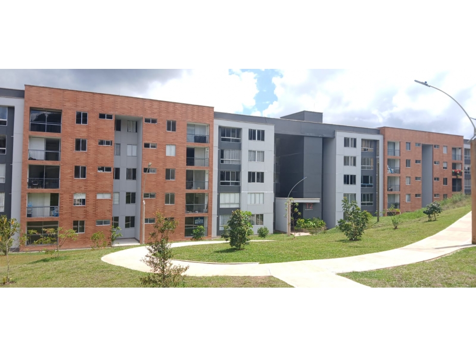 Se arrienda apartamento ubicado en el municipio de La Ceja Antioquia.