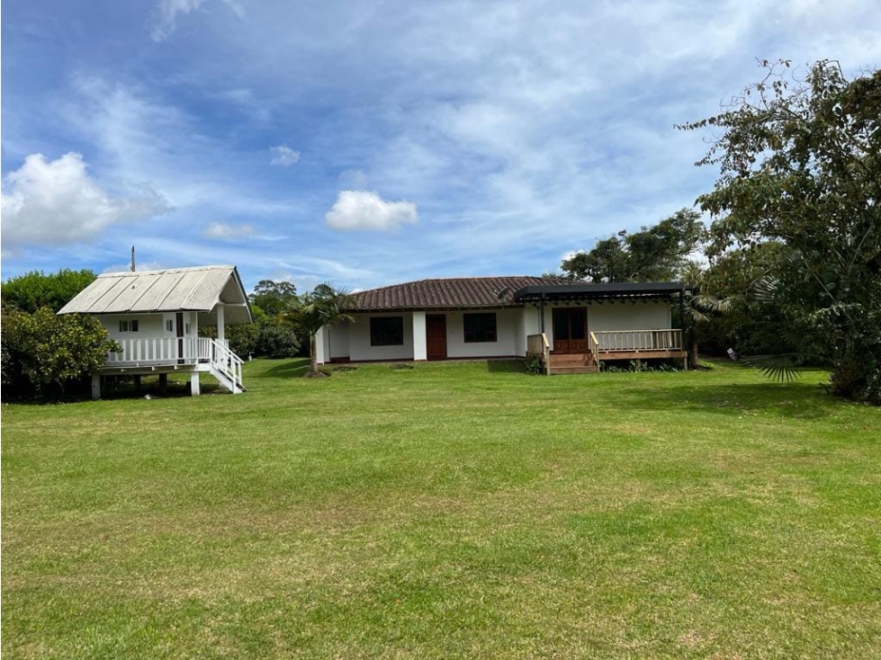 Se arrienda casa campestre ubicada en el municipio de Rionegro