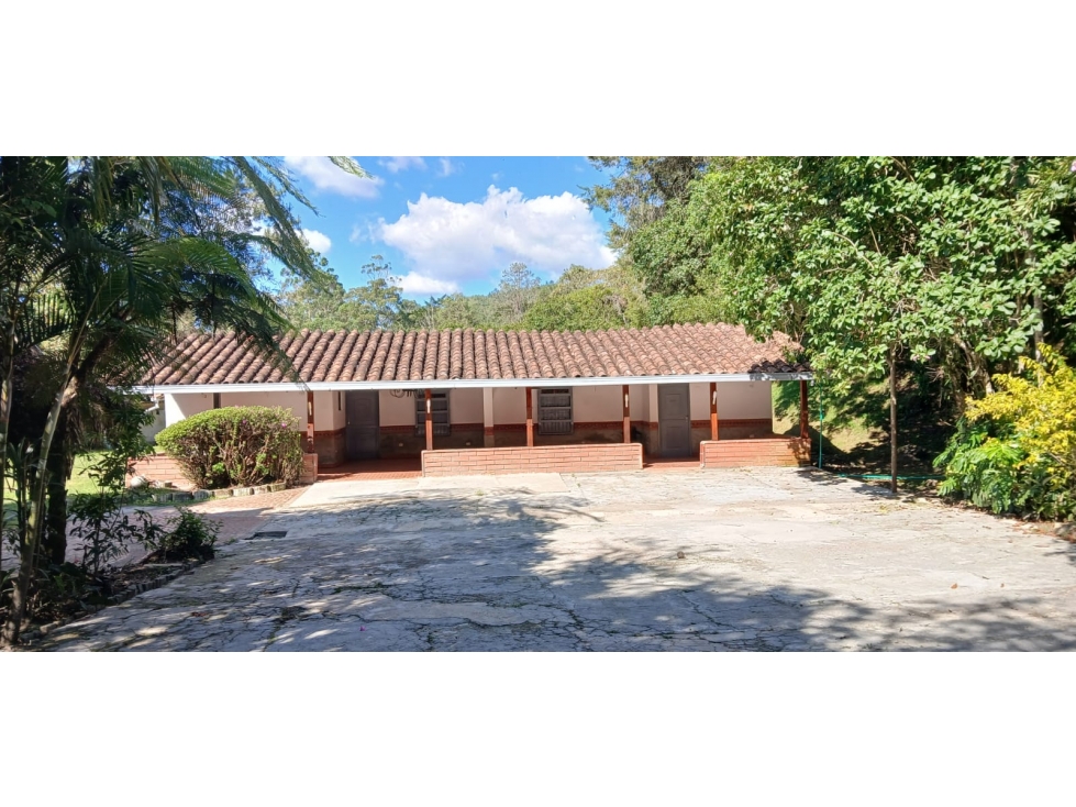 Casa campestre ubicada en el municipio de Rionegro Antioquia.