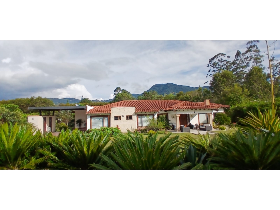 Casa campestre ubicada en el municipio de La Ceja Antioquia.
