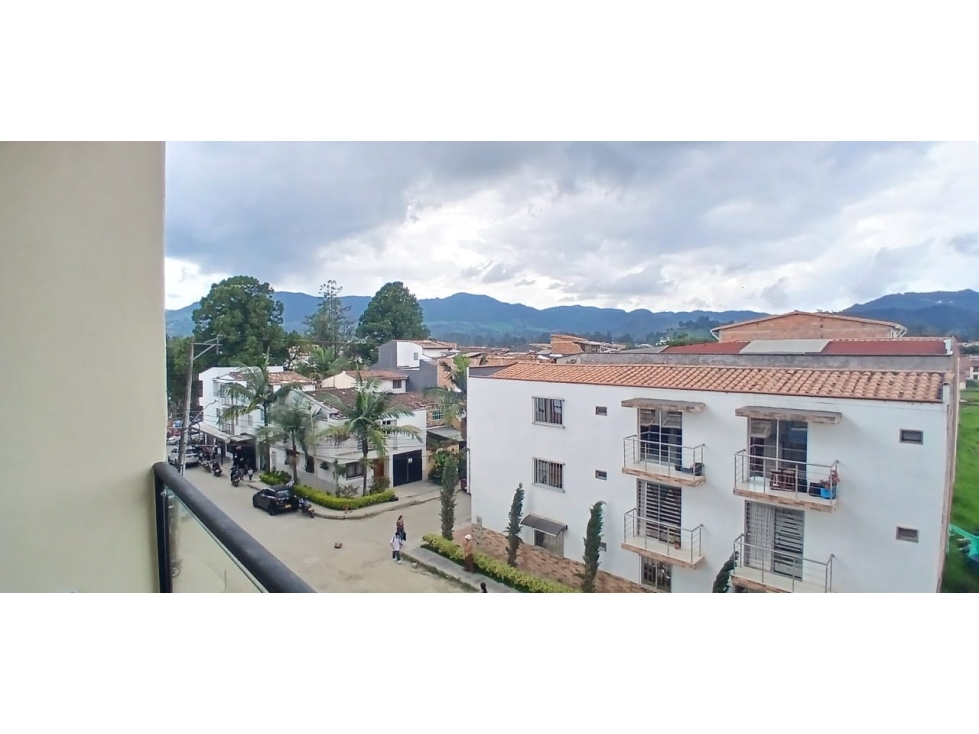Se vende apartamento en La Ceja, Antioquia.