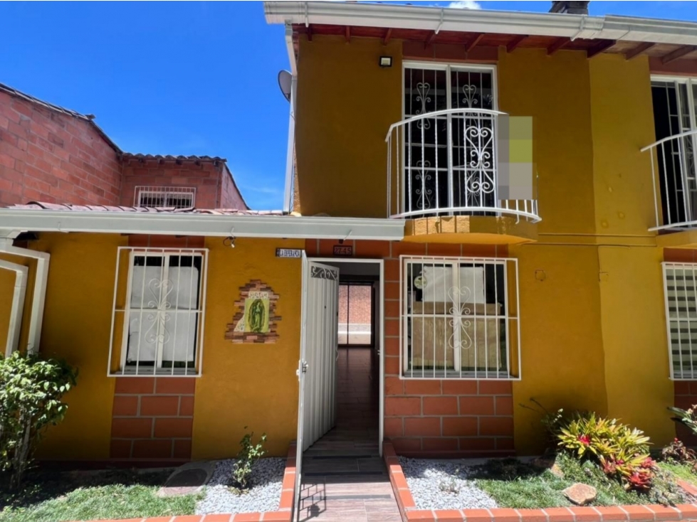 Se vende casa ubicada en el municipio de La Ceja Antioquia.