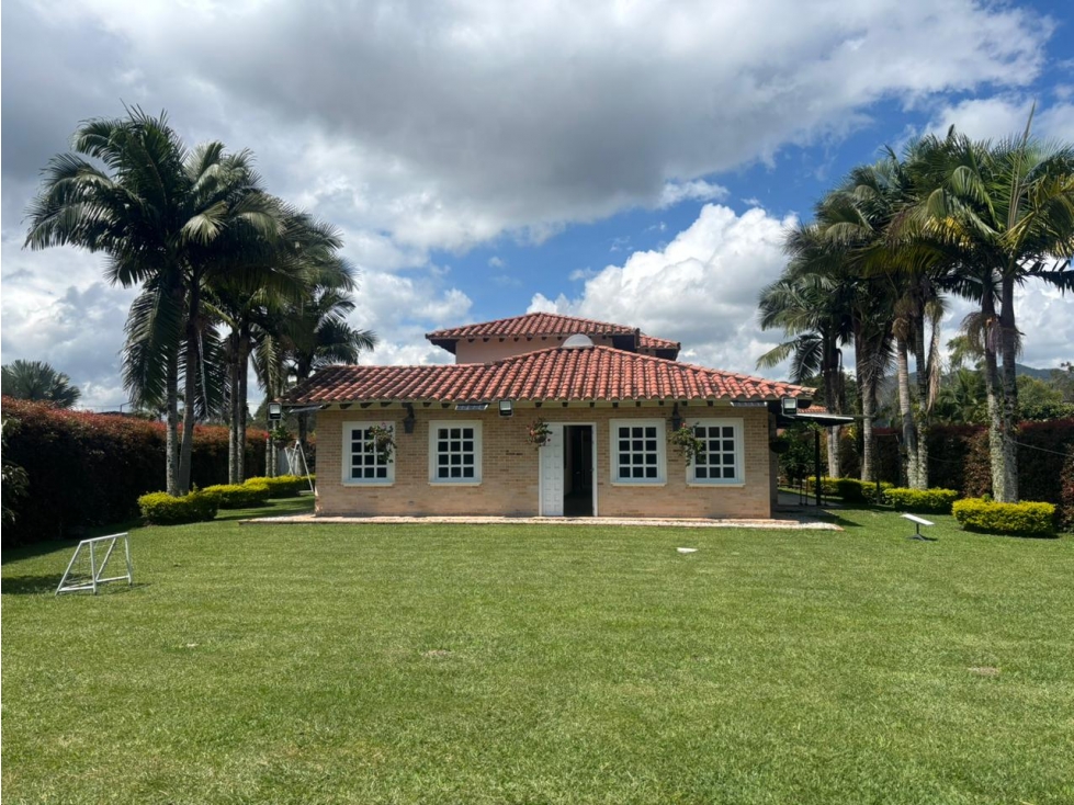 Casa campestre ubicada en el municipio de Rionegro Antioquia.