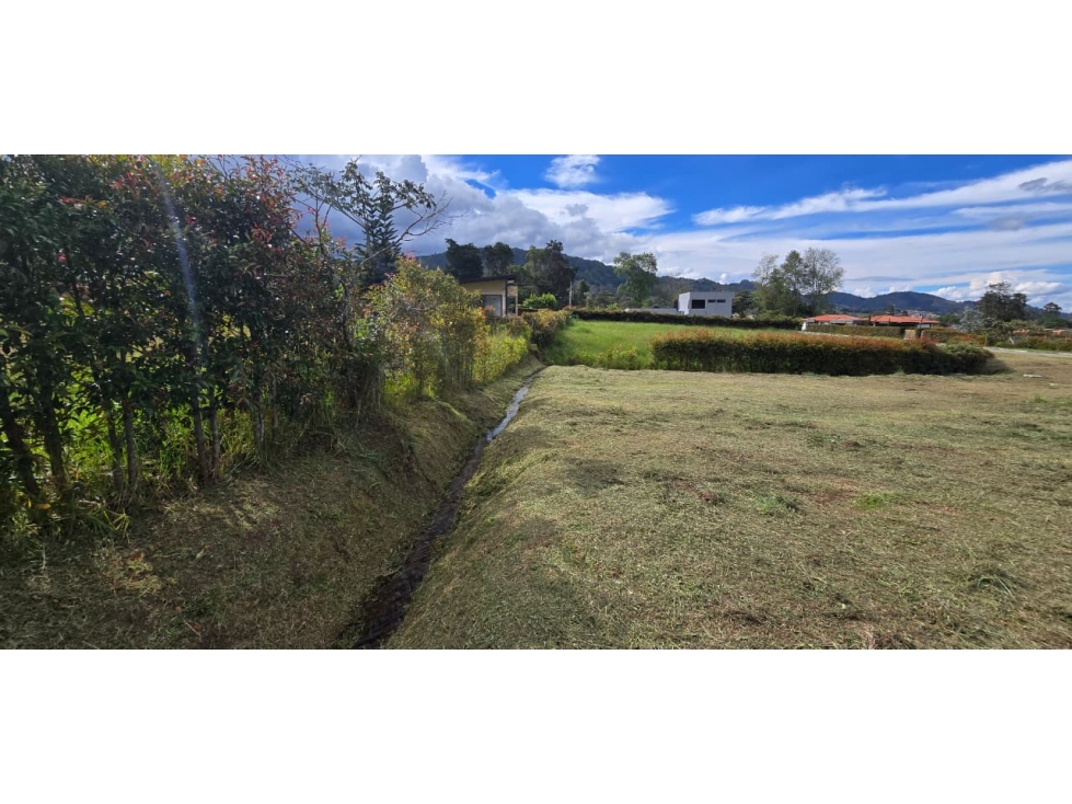 Lote ubicado en el municipio de La Ceja, Antioquia — foto 4