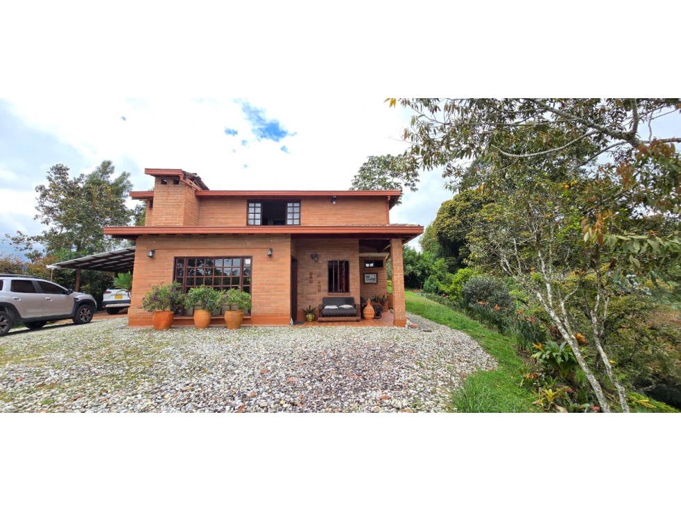 Casa campestre ubicada en el municipio del El Carmen de Viboral.