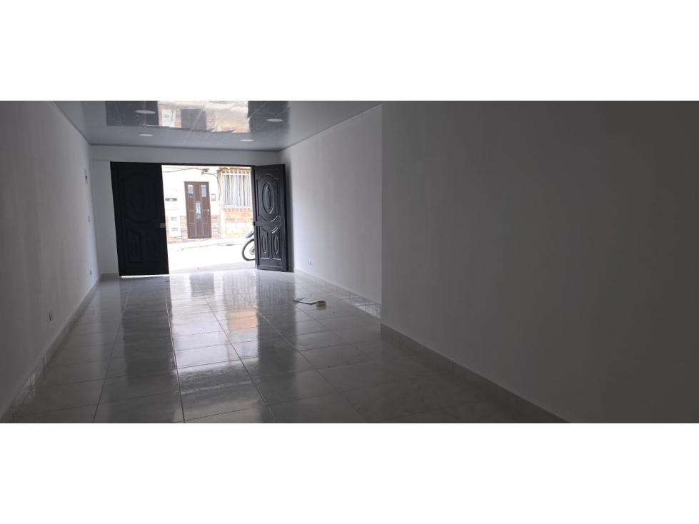 Se arrienda local Comercial + Apartaestudio Incluido, en La Unión - 1