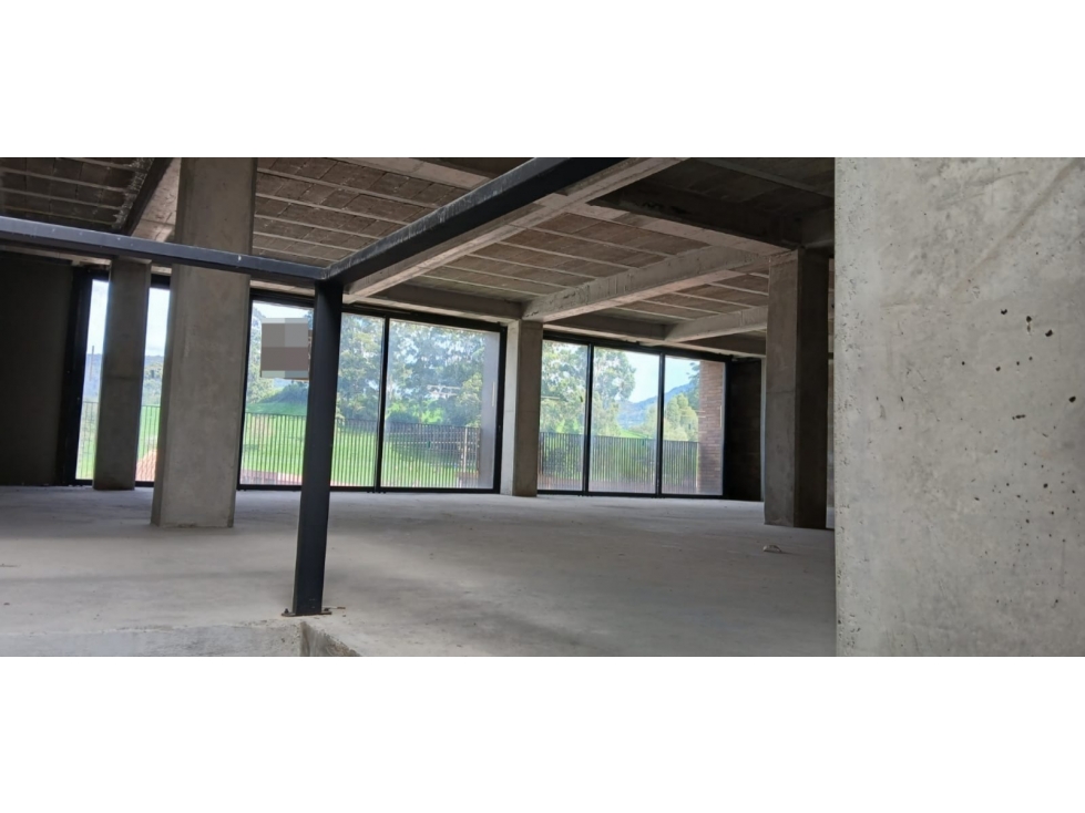 Edificio ubicado en el municipio de La Ceja Antioquia. - 5