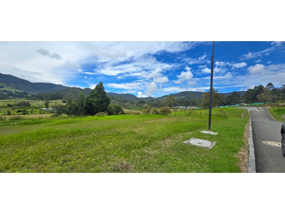 Lote en condominio ubicado en el municipio de La Ceja, Antioquia.