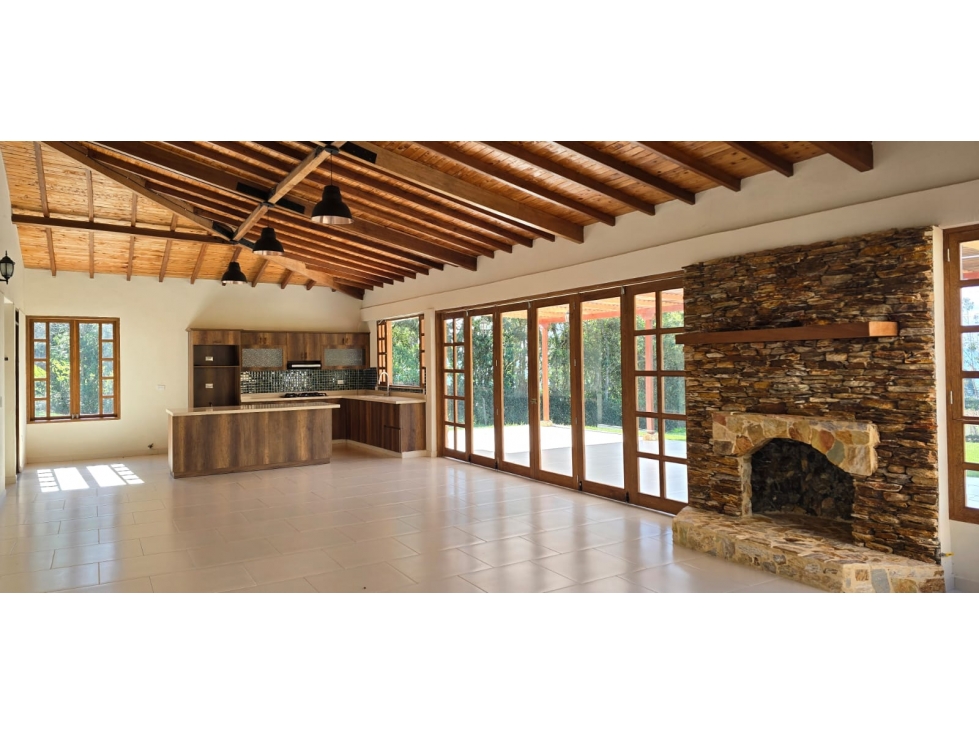 Se arrienda casa campestre ubicada en La Ceja, Antioquia. — foto 2