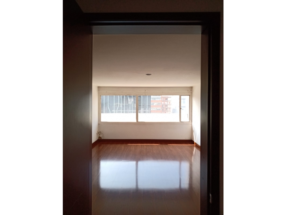 PENTHOUSE EN VENTA CHICO - EXCELENTE PRECIO PARA REMODELAR — foto 3