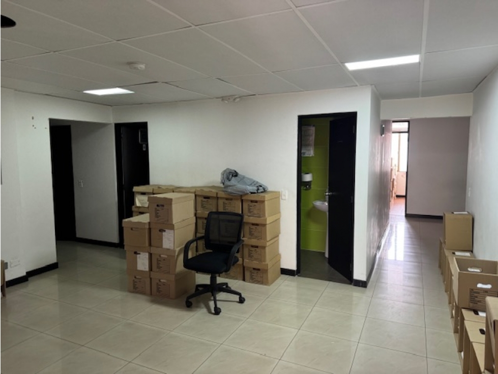 Se arrienda Oficina San Felipe - 2