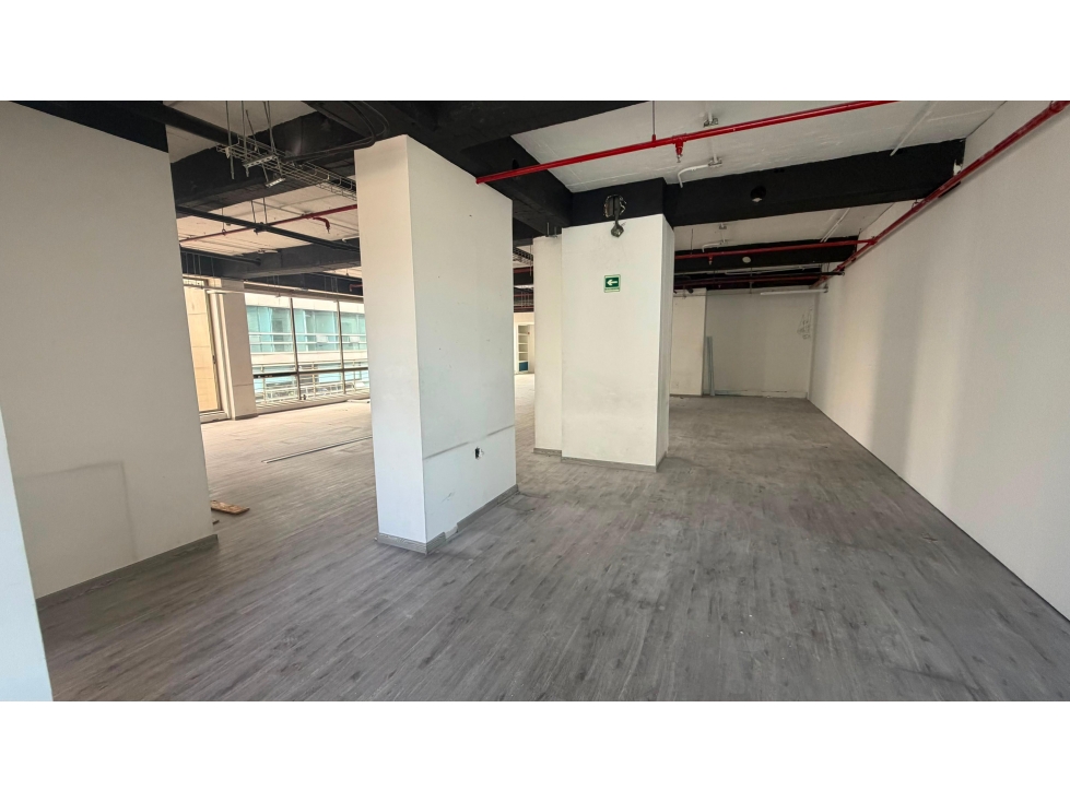 Se vende o se arrienda oficinas en chico - 2