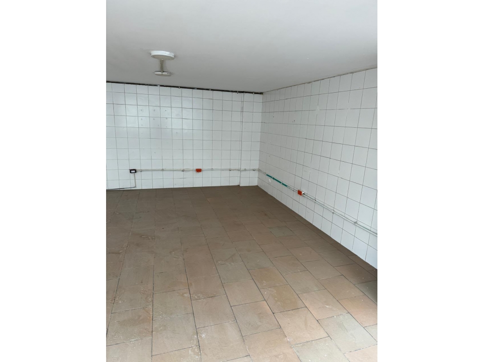 Arriendo-Vendo Local en la Macarena, rentando. — foto 5