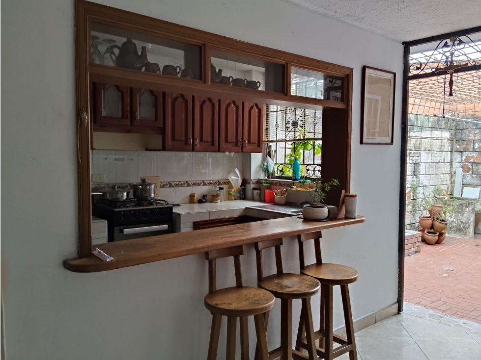 VENTA DE CASA EN PROVENZA DE DOS PISOS COD 1164 — foto 2