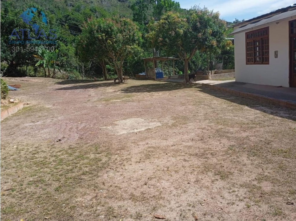 VENTA LOTE CON CASA CAMPESTRE ALTOS DE GUATIGUARA PIEDECUESTA COD:458 - 2