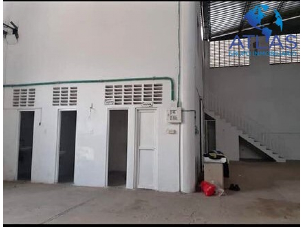 VENTA BODEGA BARRIO COMUNEROS / BUCARAMANGA COD: 557 - 1
