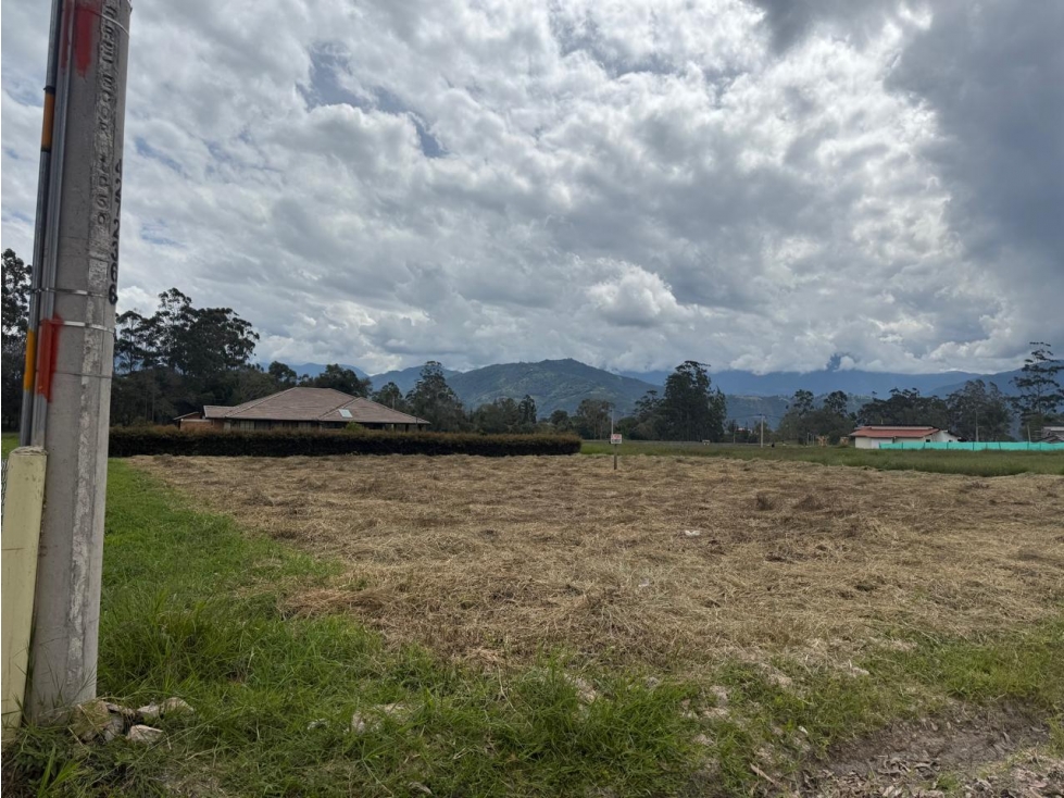 VENTA DE LOTE MADRIGAL MESA DE LOS SANTOS COD:1072 - 2