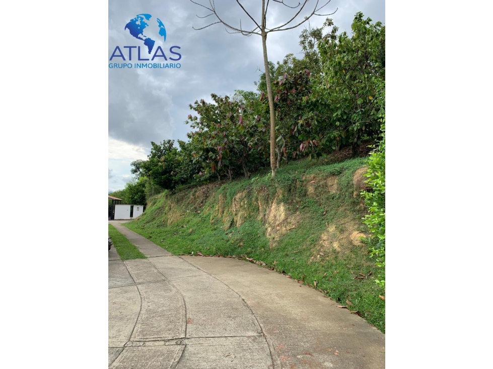 VENTA PARCELA LOTE CONJUNTO CERRADO EN LEBRIJA COD: 1316 - 6