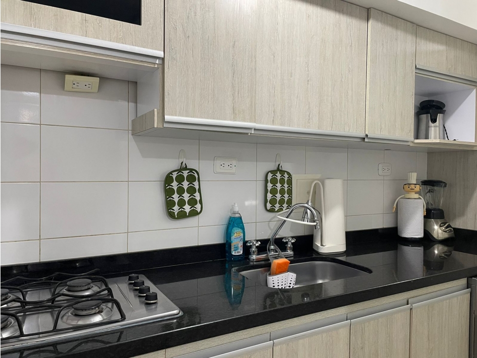 ARRIENDO APARTAMENTO AMOBLADO EN CONJUNTO / BUCARAMANGA COD:506 - 2
