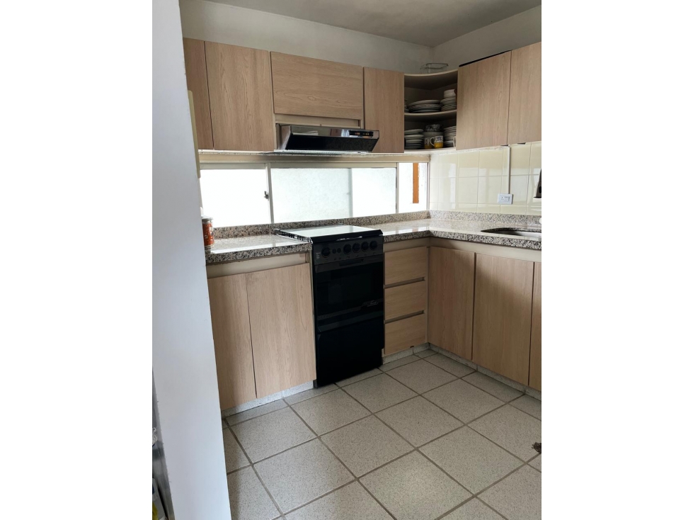 VENTA APARTAMENTO GRANDE SOTOMAYOR PARQUE SAN PIO COD:1177 — foto 2