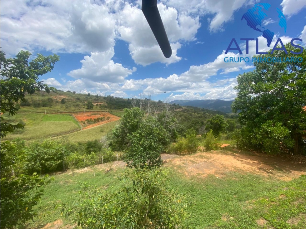 VENTA CASA CAMPESTRE RUITOQUE BAJO COD:1024 - 3