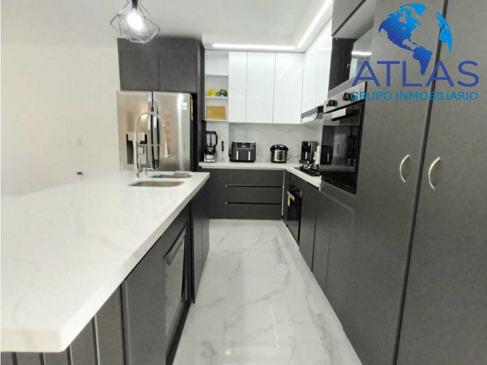 VENTA DE  CASA CAMPESTRE DE DOS PISOS EN RUITOQUE BAJO COD: 828 - 5