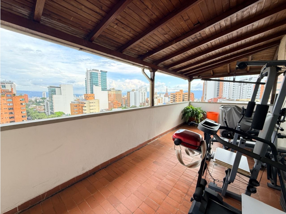 VENTA PERMUTA APARTAMENTO DUPLEX CON TERRAZA CABECERA PRADO COD:1218