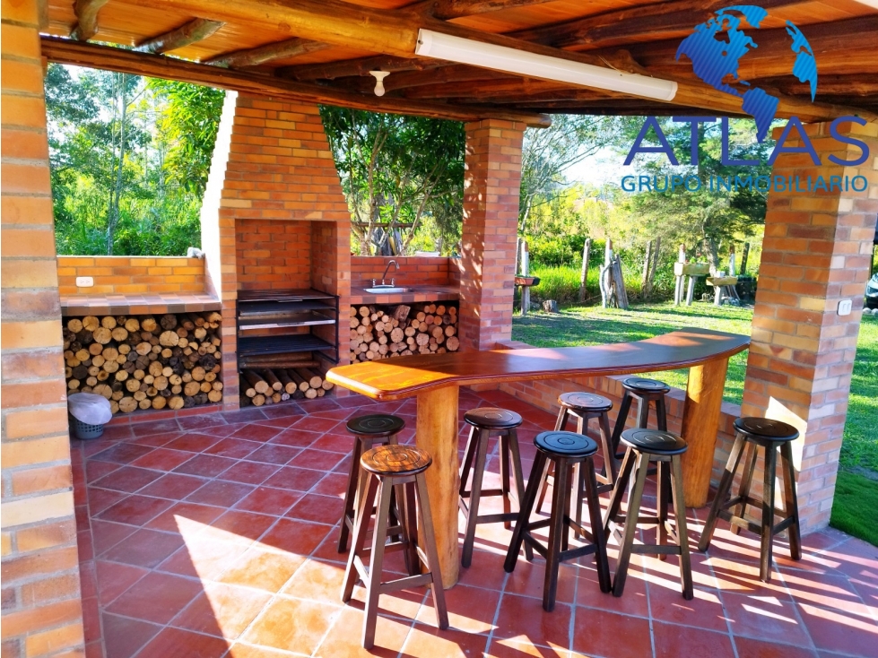 VENTA DE CASA CAMPESTRE EN LA MESA DE LOS SANTOS: COD:722 - 5