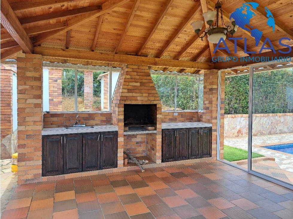 VENTA DE PARCELA EN LA MESA DE LOS SANTOS COD: 731 - 3
