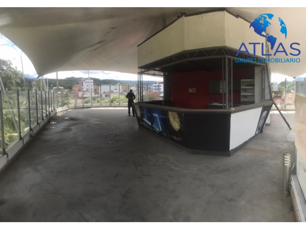 ARRIENDO LOCAL COMERCIAL GIRON / SANTANDER 792 - 2