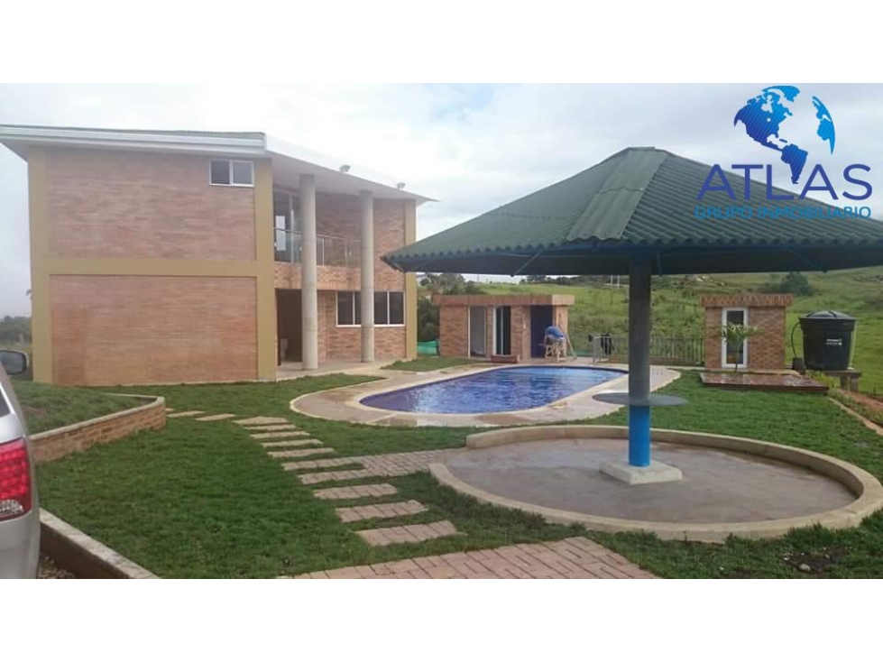 VENTA DE CASA CAMPESTRE CAMPESTRE / RUITOQUE ALTO COD:694 - 5